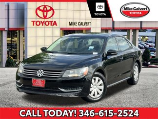 Used 2012 Volkswagen Passat 2.5 S image 1