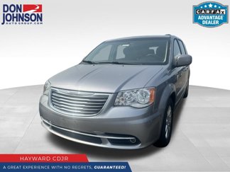 Used 2016 Chrysler Town & Country Touring w/ Driver Convenience Group image 1