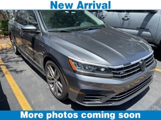 Used 2017 Volkswagen Passat 1.8T R-Line w/ R-Line Lighting Package image 1