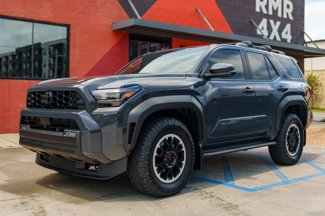 Used 2025 Toyota 4Runner TRD Off-Road Premium image 1