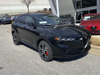 New 2025 Alfa Romeo Tonale w/ Premium Package image 1