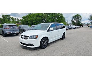 Used 2017 Dodge Grand Caravan GT image 1