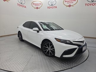 Used 2021 Toyota Camry SE image 1