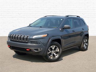 Used 2016 Jeep Cherokee Trailhawk w/ Comfort/Convenience Group image 1