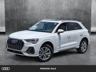 New 2025 Audi Q3 2.0T Premium image 1