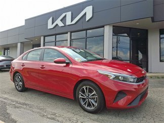 Certified 2022 Kia Forte LXS image 1