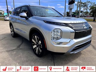 New 2025 Mitsubishi Outlander SE image 1