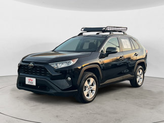 Used 2021 Toyota RAV4 XLE image 1