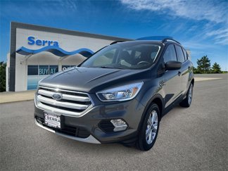Used 2018 Ford Escape SE image 1