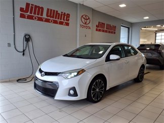 Used 2015 Toyota Corolla S image 1