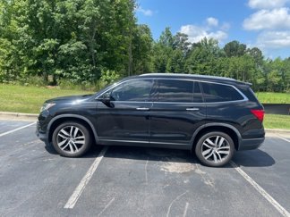 Used 2018 Honda Pilot Elite image 1