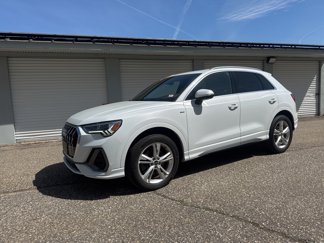 Used 2022 Audi Q3 2.0T Premium Plus w/ Premium Plus Package image 1