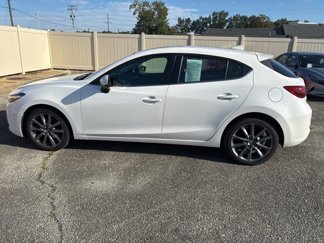 Used 2018 MAZDA MAZDA3 Grand Touring image 1