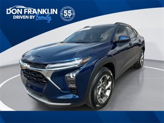 Used 2024 Chevrolet Trax LT w/ Driver Confidence Package image 1