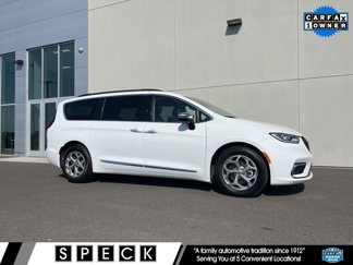Used 2023 Chrysler Pacifica Limited image 1