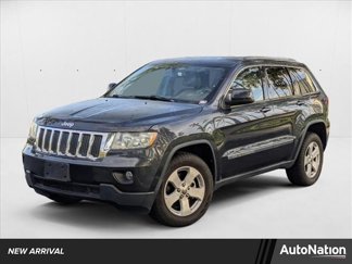 Used 2013 Jeep Grand Cherokee Laredo image 1