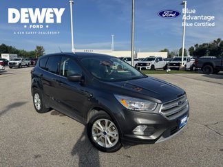 Used 2019 Ford Escape SE image 1