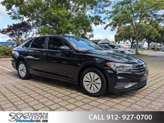 Used 2019 Volkswagen Jetta S image 1