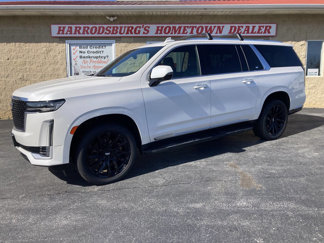 Used 2022 Cadillac Escalade ESV Luxury w/ LPO, Illumination Package image 1