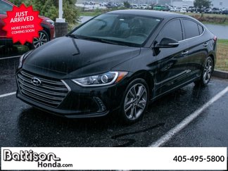Used 2017 Hyundai Elantra Limited image 1