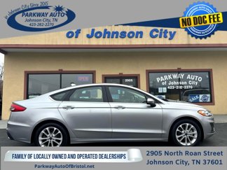 Used 2020 Ford Fusion SE image 1