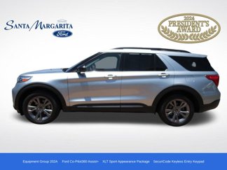 Used 2022 Ford Explorer XLT w/ Equipment Group 202A image 1