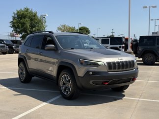 Used 2020 Jeep Cherokee Trailhawk w/ Cold Weather Group image 1