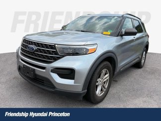 Used 2020 Ford Explorer XLT w/ Comfort Package image 1
