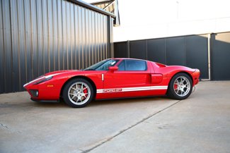 Used 2005 Ford GT image 1