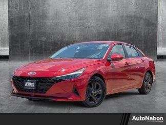 Used 2022 Hyundai Elantra SEL image 1