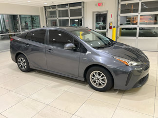 Used 2019 Toyota Prius LE image 1