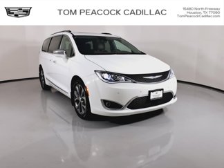 Used 2017 Chrysler Pacifica Limited w/ Advanced Safetytec Group image 1