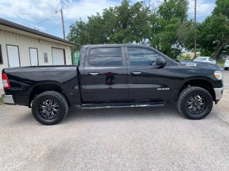 Used 2019 RAM 1500 Big Horn image 1