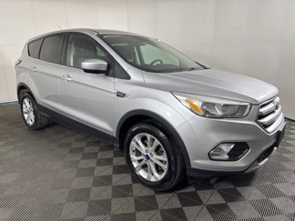 Used 2017 Ford Escape SE image 1