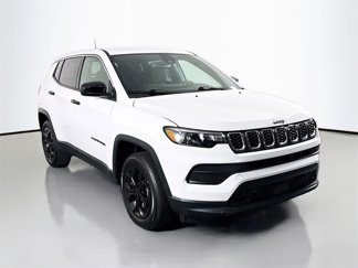 Used 2024 Jeep Compass Sport image 1