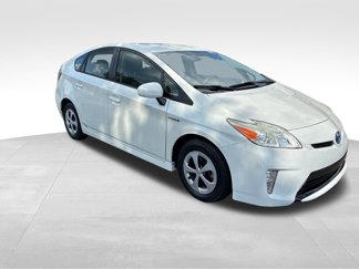 Used 2015 Toyota Prius Two image 1