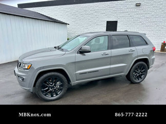 Used 2020 Jeep Grand Cherokee Altitude image 1