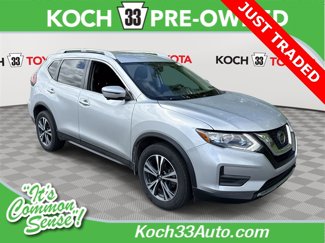 Used 2019 Nissan Rogue SV w/ Premium Package image 1