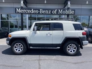 Used 2014 Toyota FJ Cruiser 4WD image 1