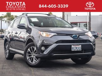 Used 2018 Toyota RAV4 XLE image 1