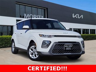 Certified 2022 Kia Soul S image 1