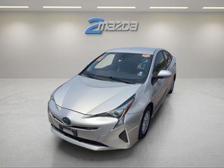Used 2018 Toyota Prius Two image 1