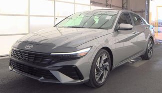 Certified 2025 Hyundai Elantra SEL image 1