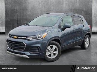 Used 2022 Chevrolet Trax LT w/ LT Convenience Package image 1