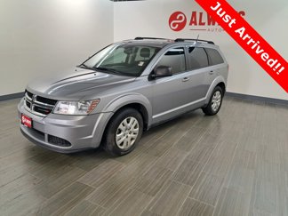 Used 2017 Dodge Journey SE w/ Flexible Seating Group image 1