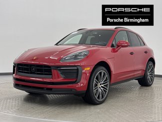 Used 2025 Porsche Macan image 1