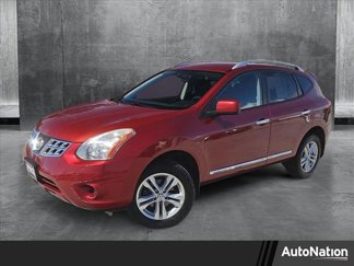 Used 2013 Nissan Rogue SV image 1