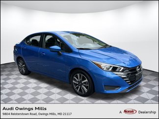 Used 2023 Nissan Versa SV image 1