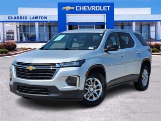 Used 2022 Chevrolet Traverse LS image 1