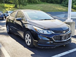 Used 2018 Chevrolet Cruze LS image 1
